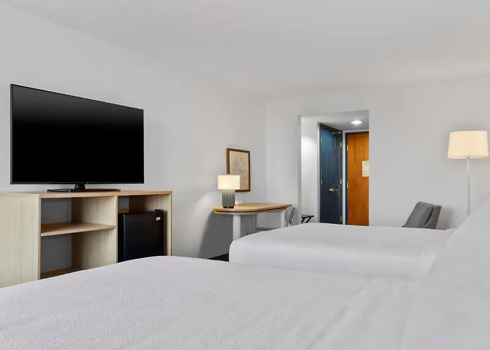 Spark By Hilton Greensboro