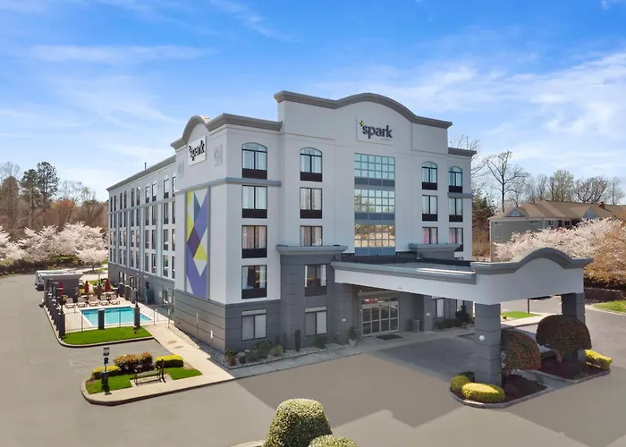Spark By Hilton Greensboro